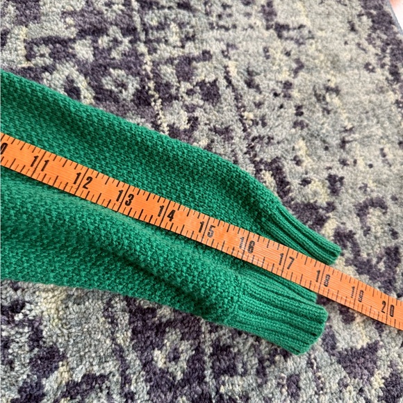 American Eagle V-Neck Cropped Knit Sweater Sz M St. Patrick’s Green Preppy - Picture 9 of 9